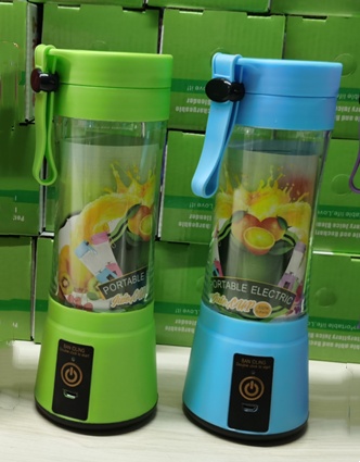 Portable Blender With USB Rechargeable Mini Kitchen Fruit Juice Mixer Home Simple Portable Electric Mini Juicer - Image 10